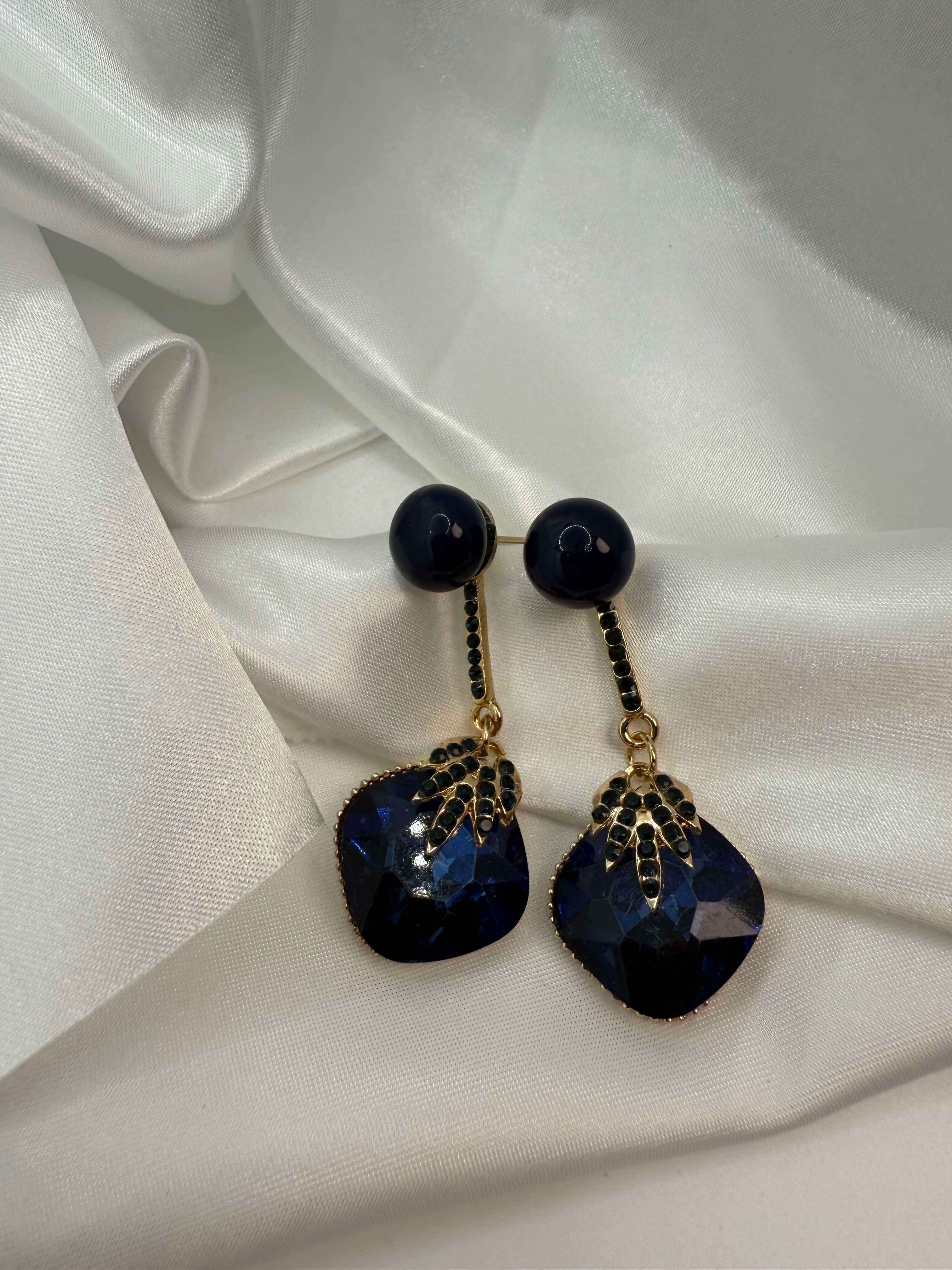 Luxe Glam Drop Earrings | Statement Jewelry with Faux Onyx
