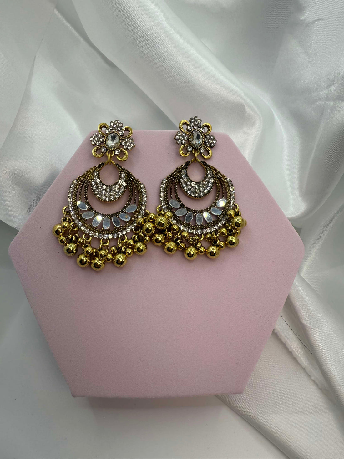 Crescent Stone Stud Earrings | ER 108 - Glam Studio By Annie Usman