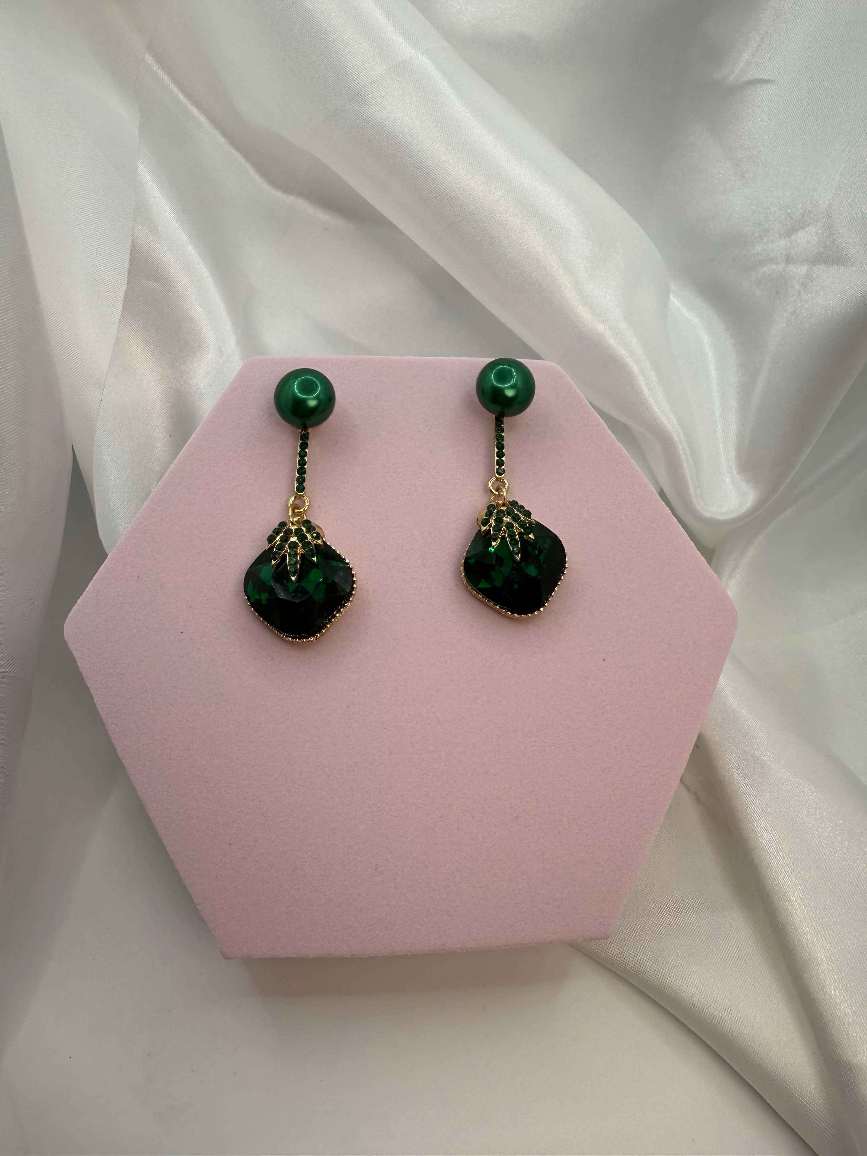 Luxe Glam Drop Earrings | Statement Jewelry with Faux Onyx